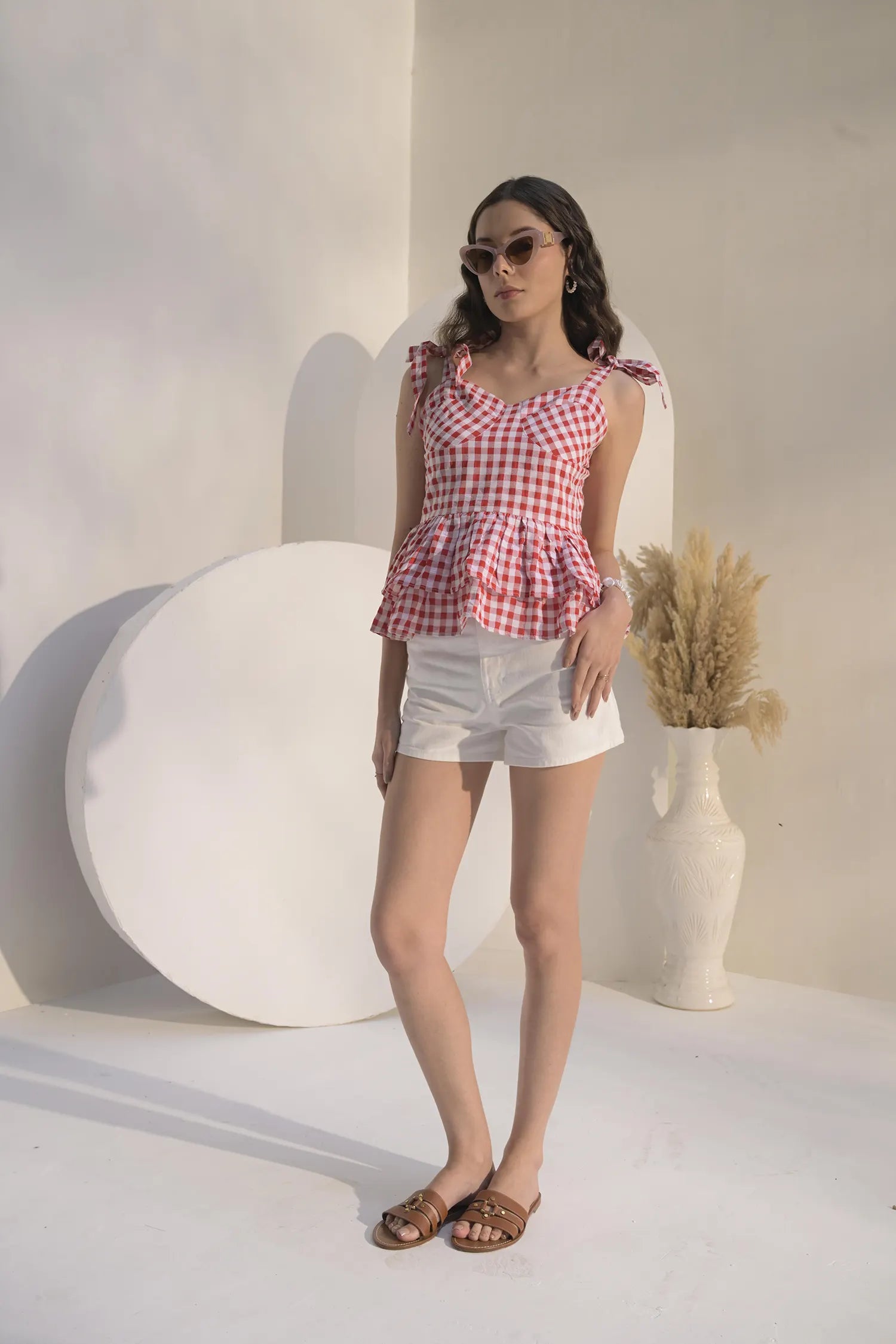 Gingham Bustier Red Top Front view - Muggnos