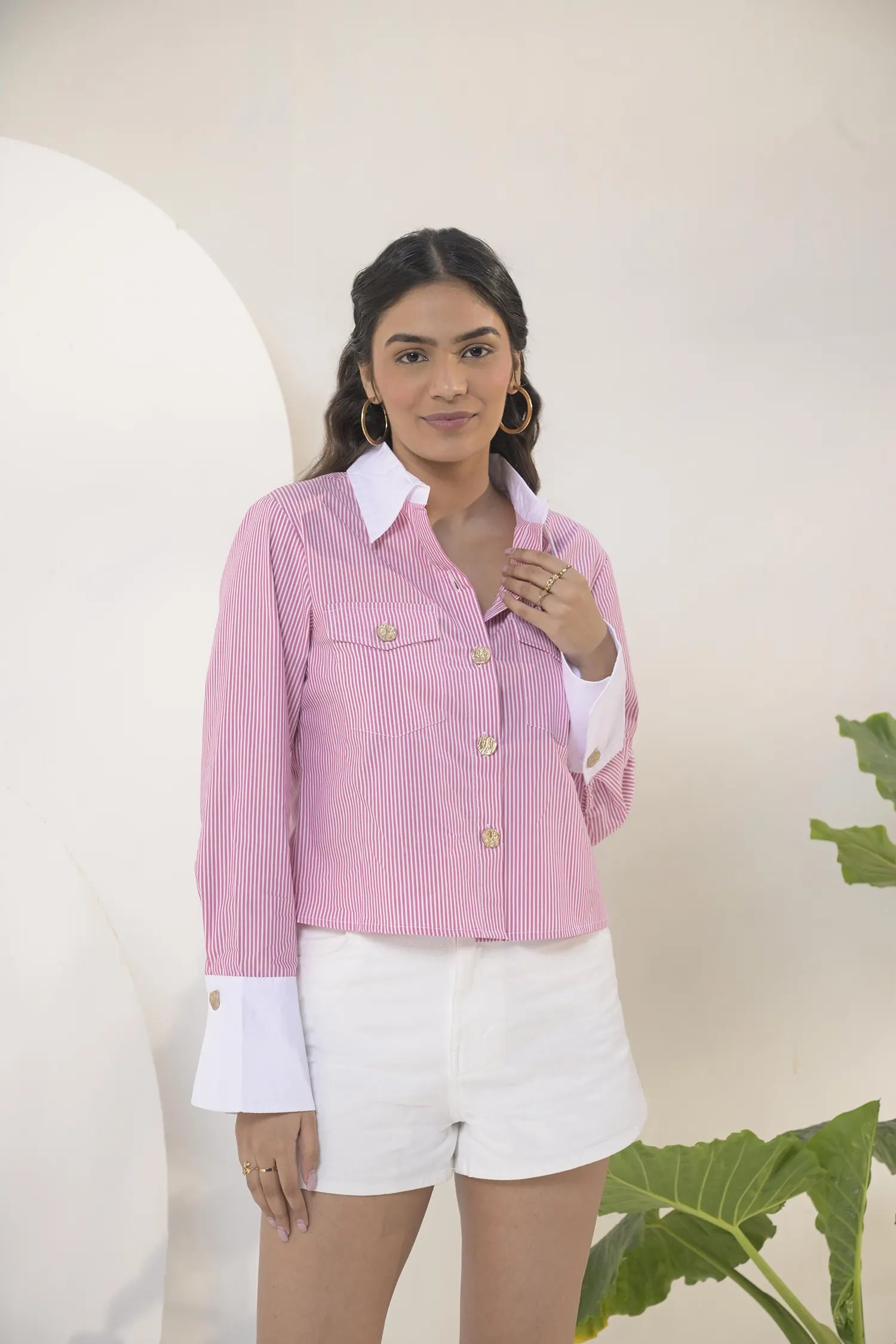 Striped Shirt with Contrast Sleeves - Muggnos