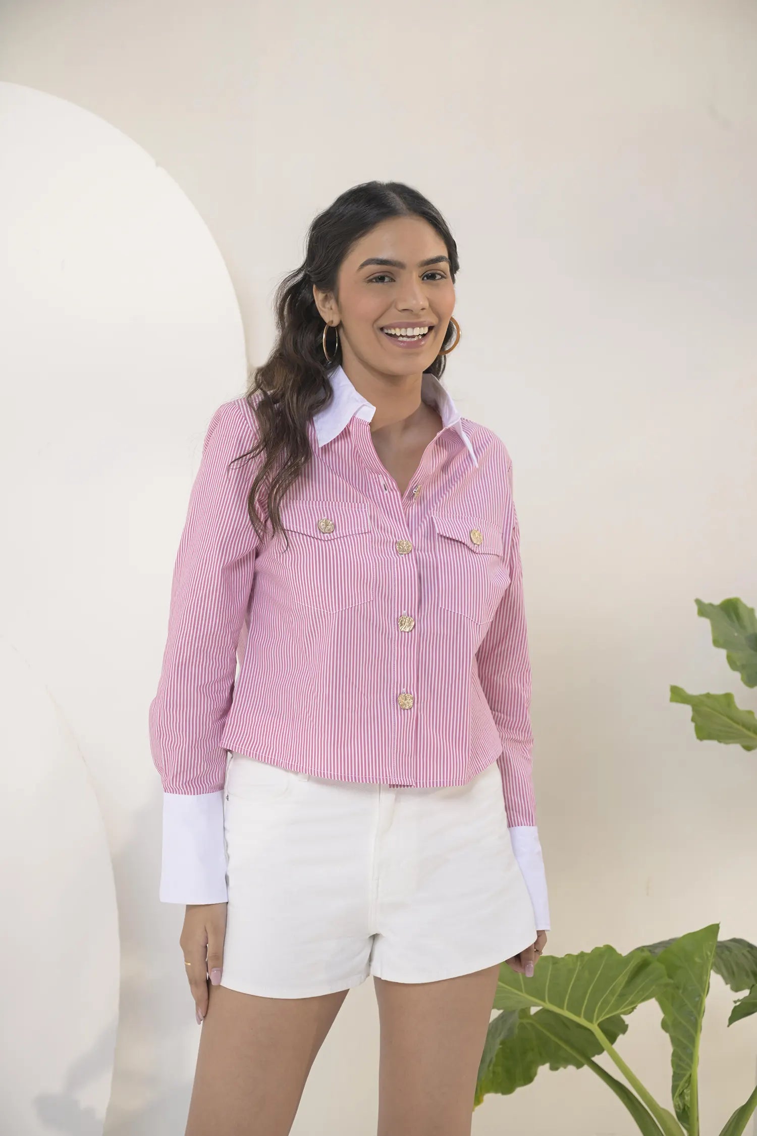 Striped Shirt with Contrast Sleeves - Muggnos