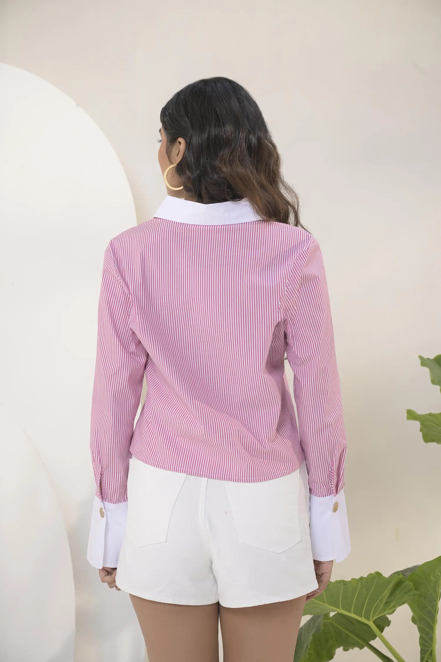 Striped Shirt with Contrast Sleeves - Muggnos