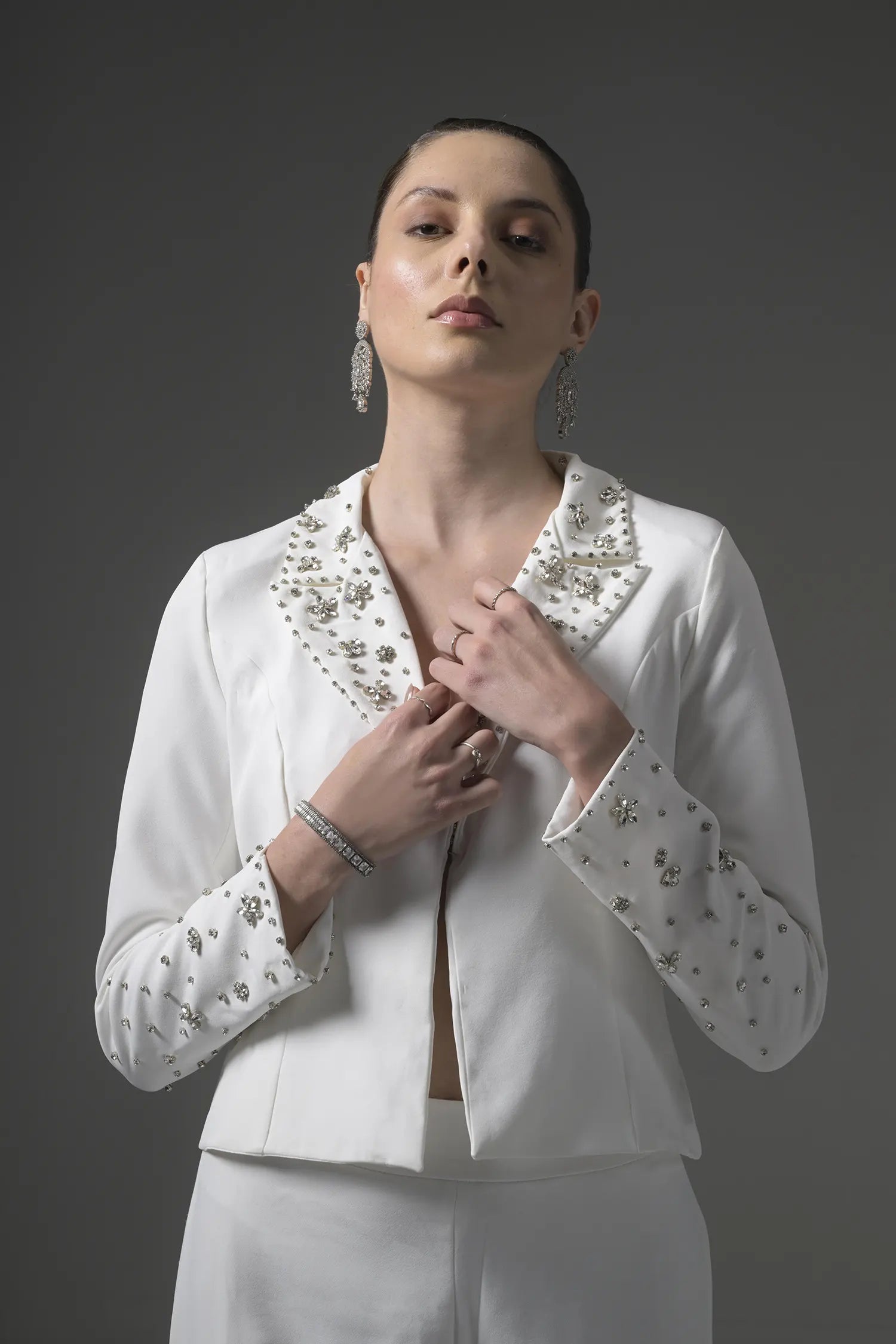Crystal Embellish White Blazer - Muggnos
