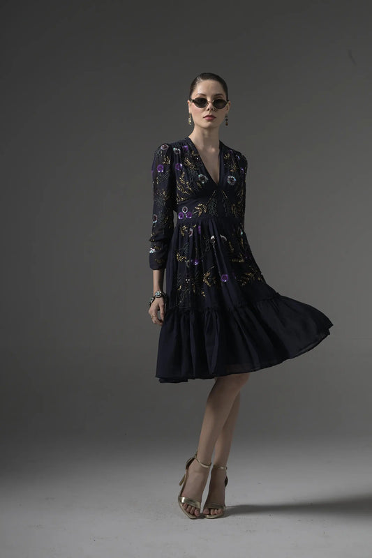 Full view of Muggnos dress with modern style