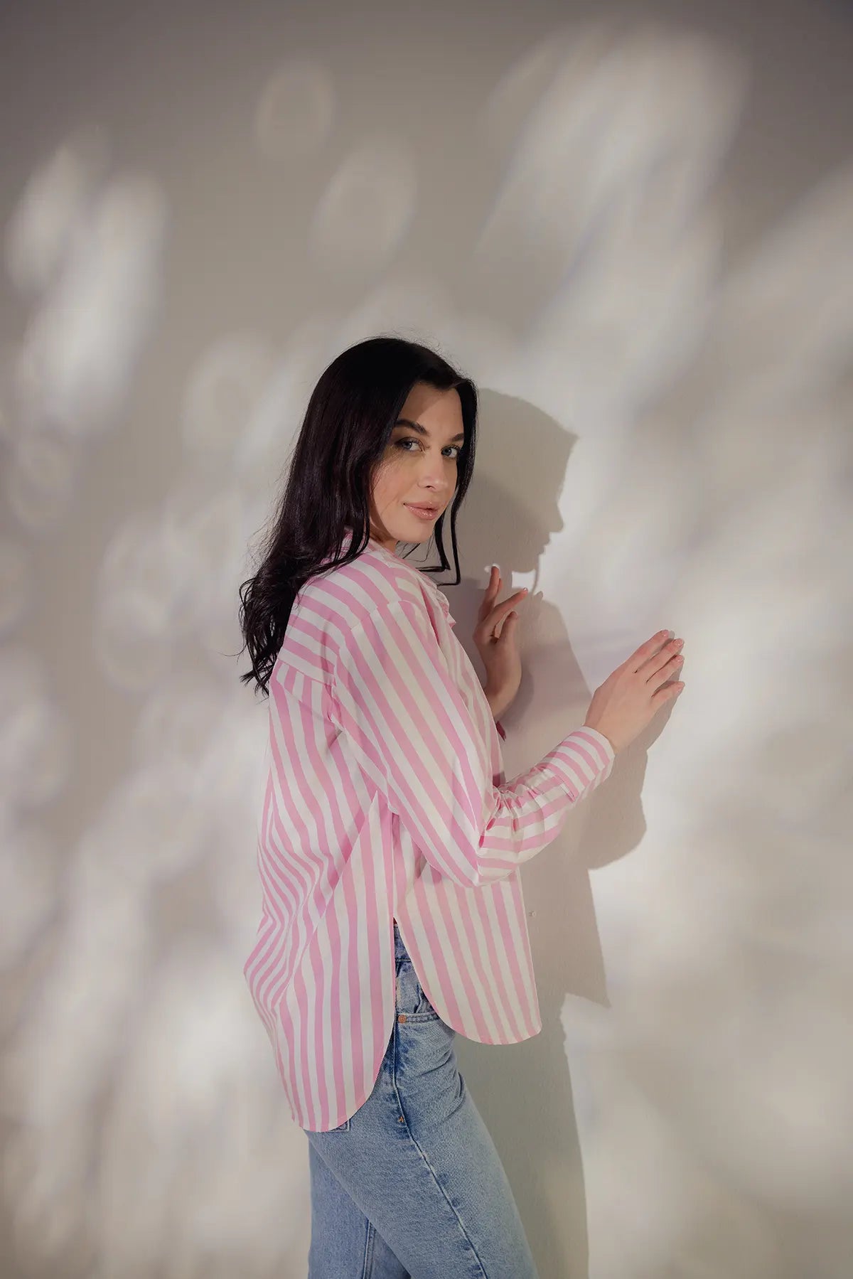 Casual Striped Shirt Detail View - Muggnos