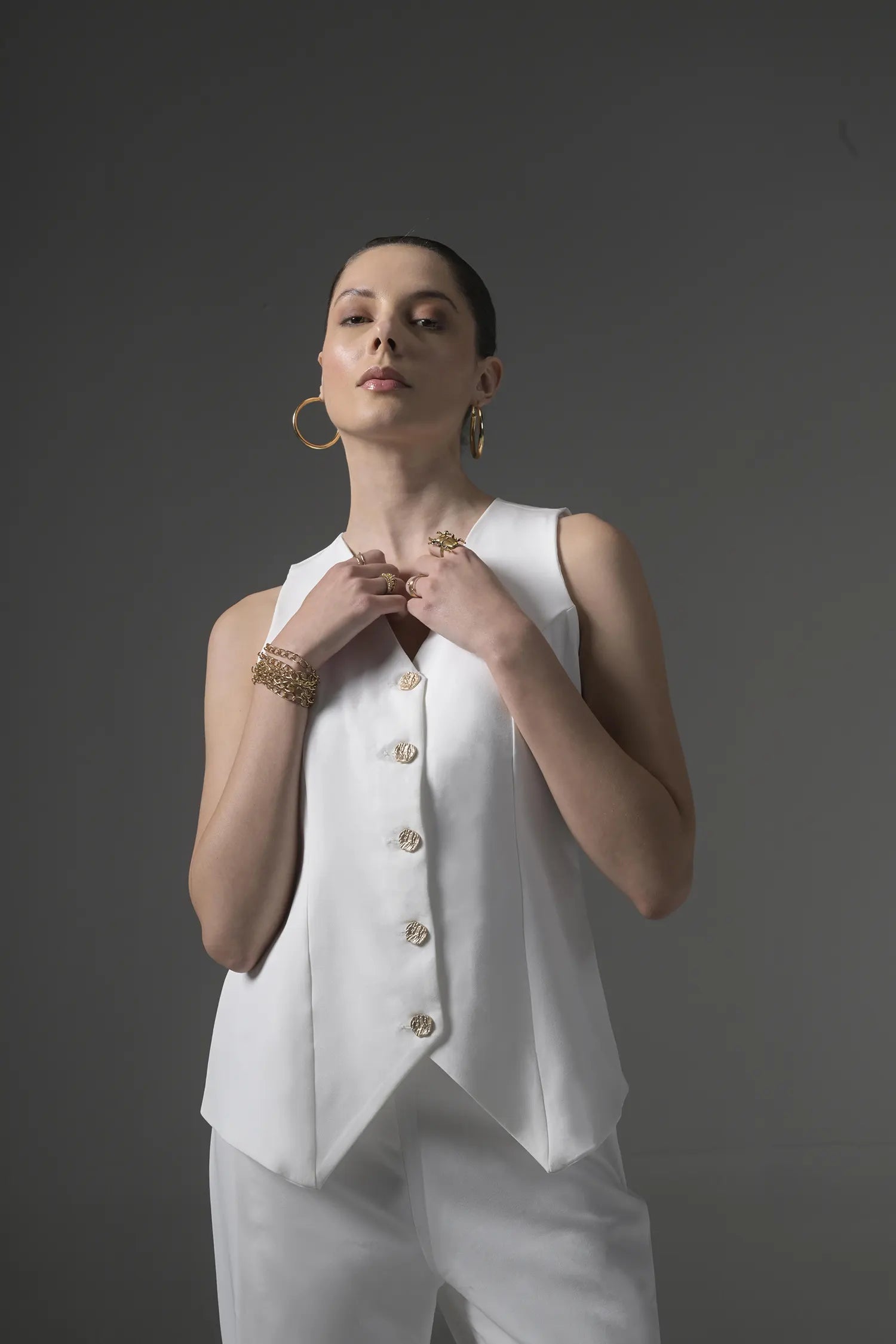 White Tailored Waistcoat with Flared Pants - Muggnos