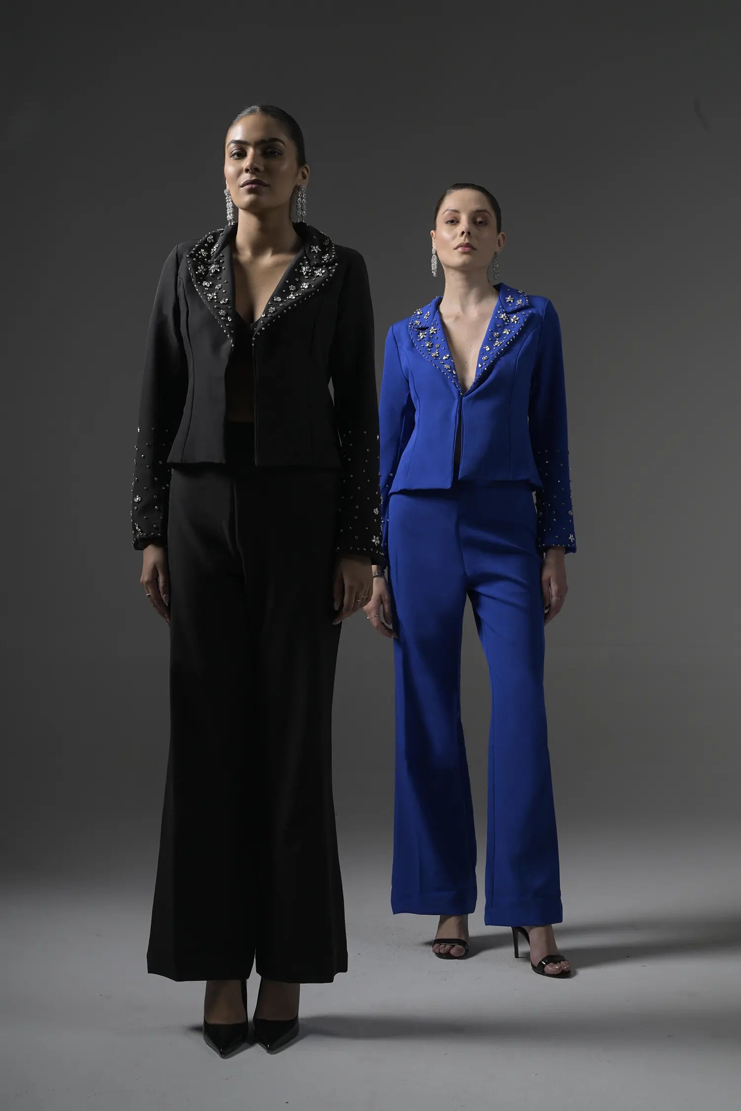 Crystal Embellish Blue Blazer - Muggnos