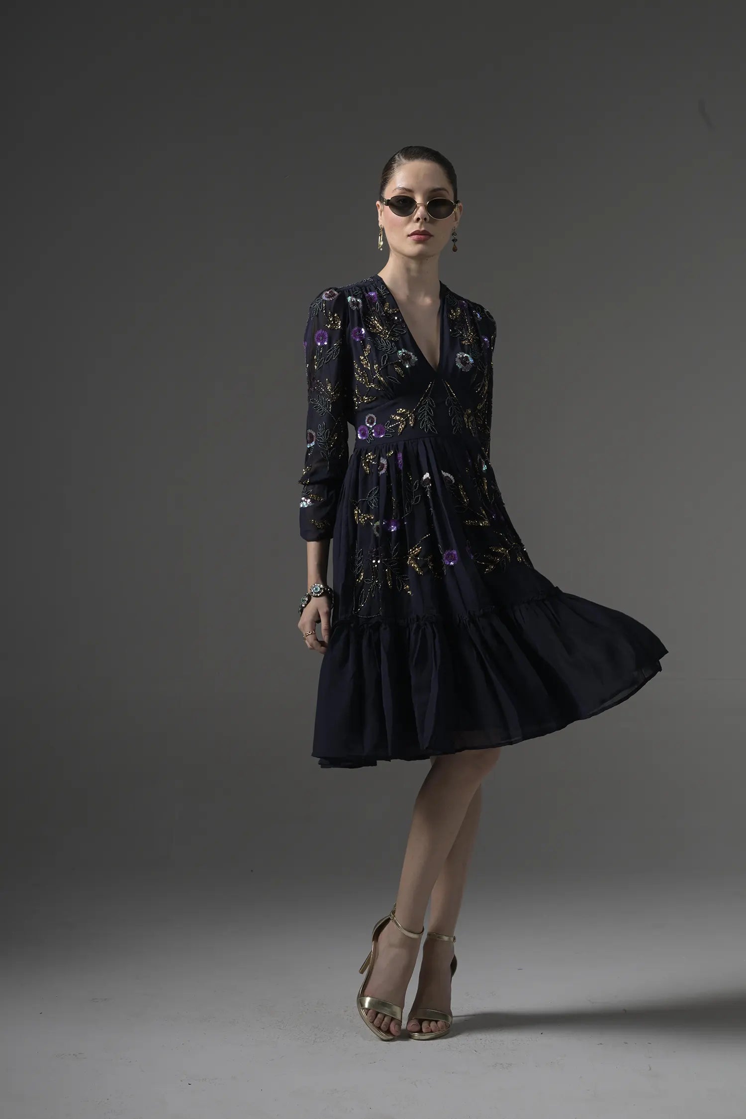 Sequinned Midi Dress - Muggnos