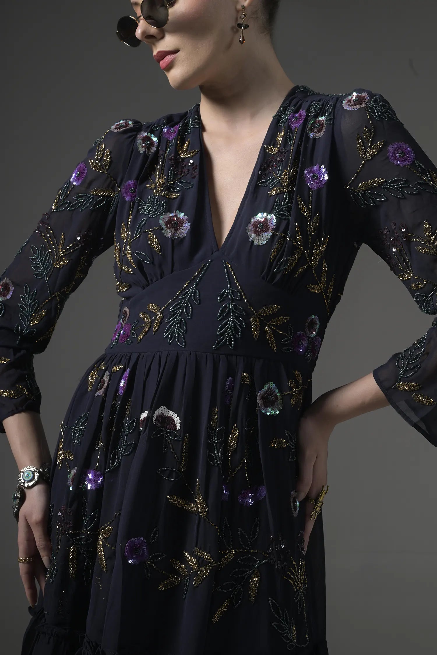 Sequinned Midi Dress - Muggnos