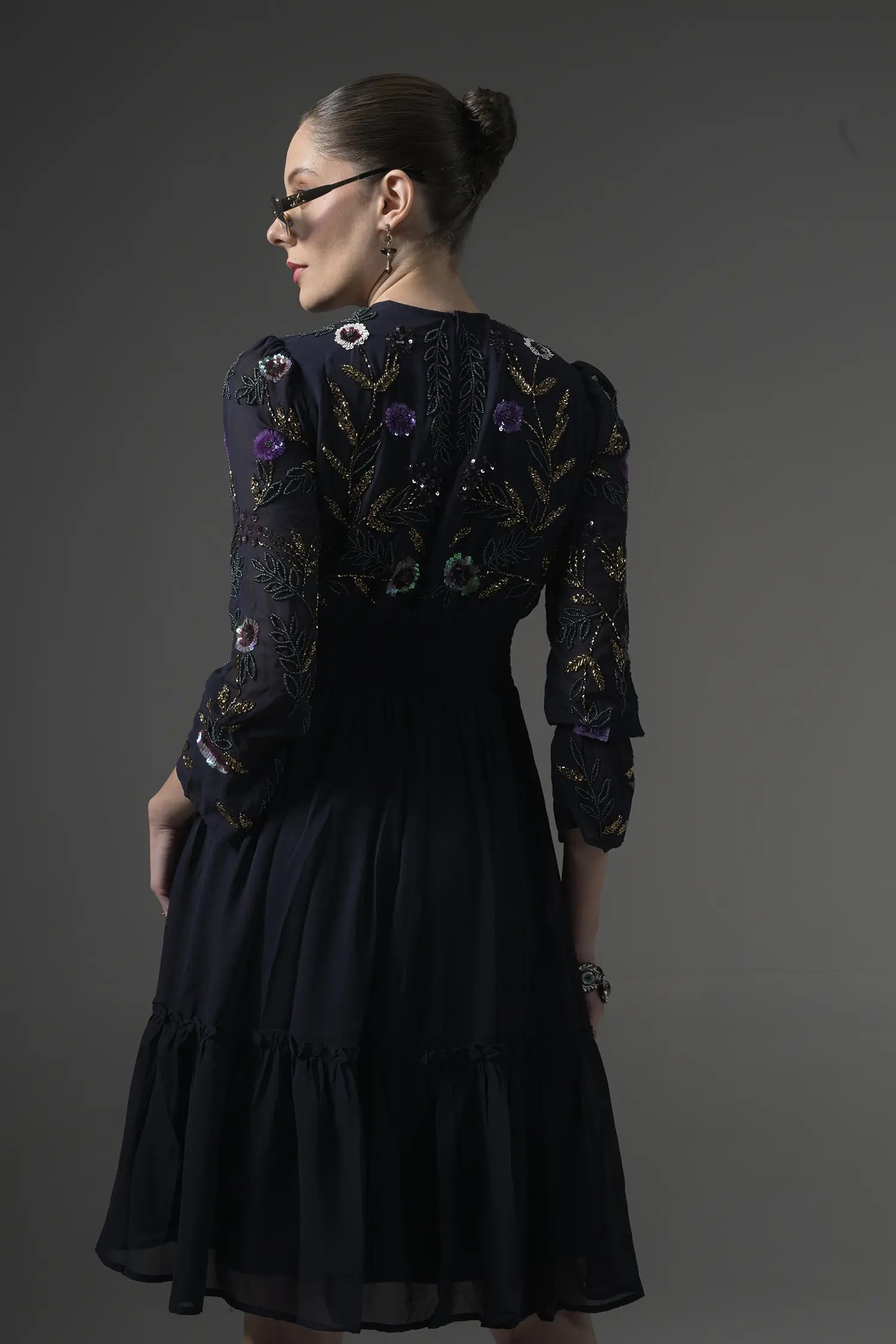 Sequinned Midi Dress - Muggnos
