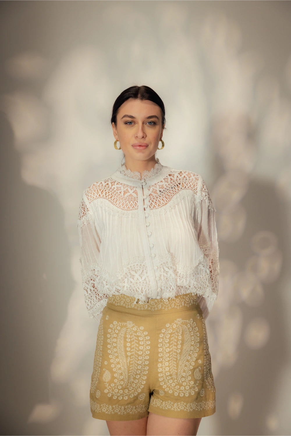 Short Plumetis Lace Blouse - Muggnos